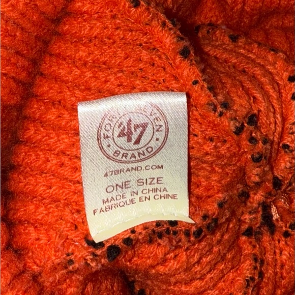 Flyers Knit Hat - Picture 7 of 8